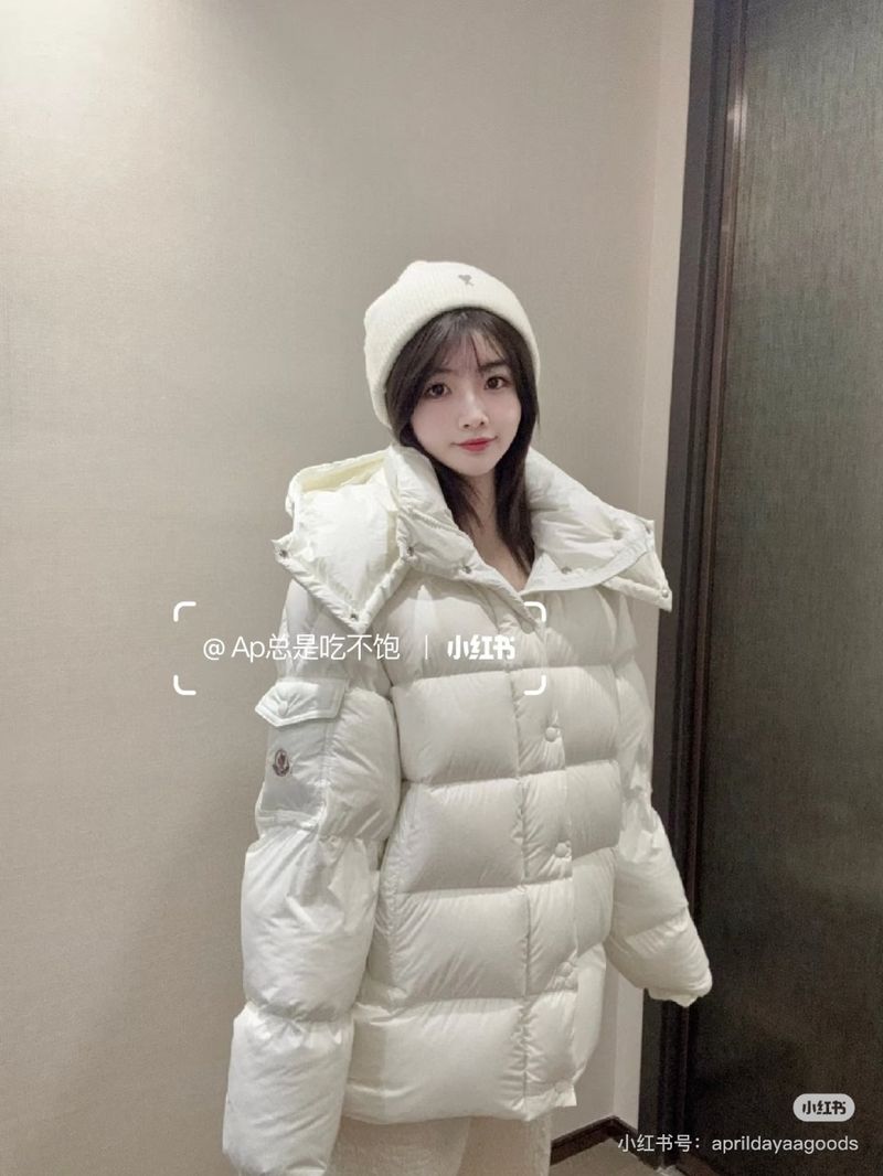 몽클레르 후드 쇼트 패딩 재킷 - 남자 패딩 레플리카 참고 이미지